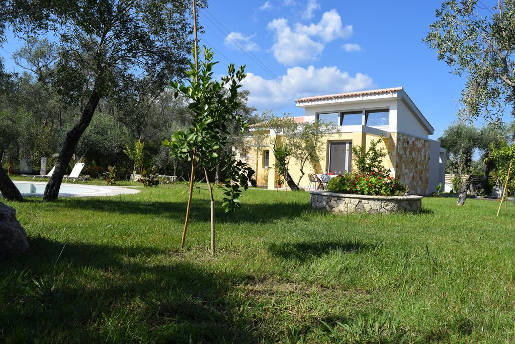 Three Stars Luxury Villas Мораїтика Екстер'єр фото