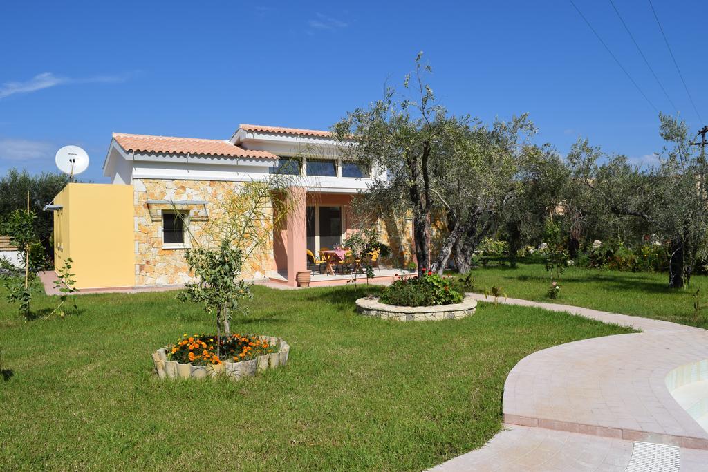 Three Stars Luxury Villas Мораїтика Екстер'єр фото