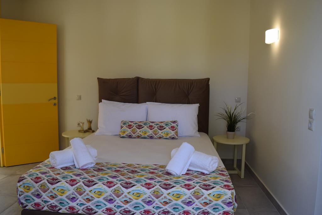 Three Stars Luxury Villas Мораїтика Екстер'єр фото