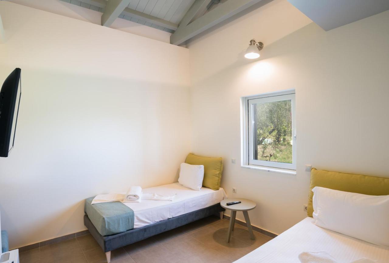 Three Stars Luxury Villas Мораїтика Екстер'єр фото